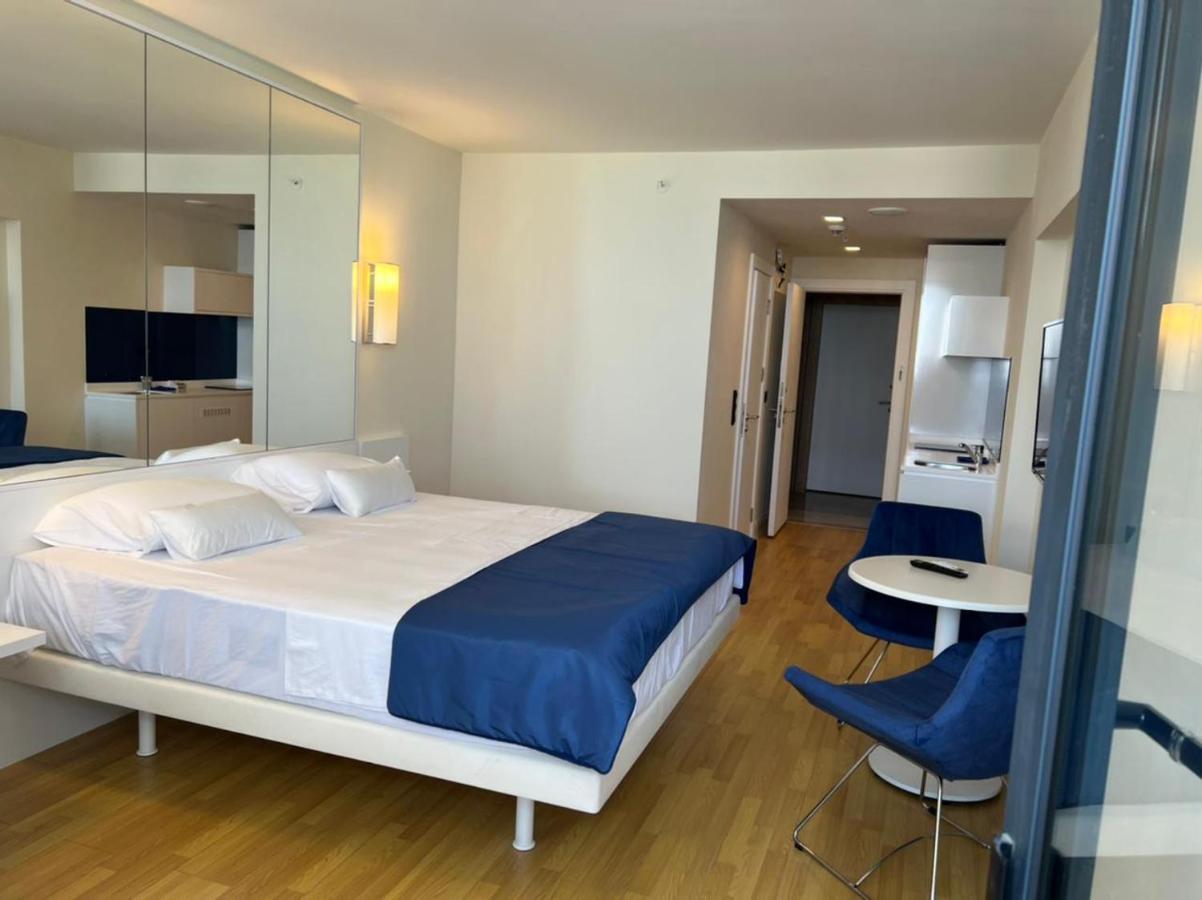 Orbi City Lux Apartment Batumi Eksteriør bilde